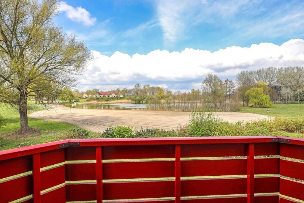 Gezellige Vakantiewoning Aan Het Water In Ewijk - Recreational Only No Workers Exterior photo